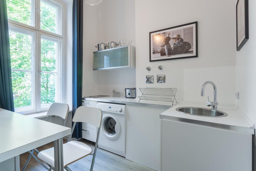 Greatstay Stralauer Allee 17c * Berlino
